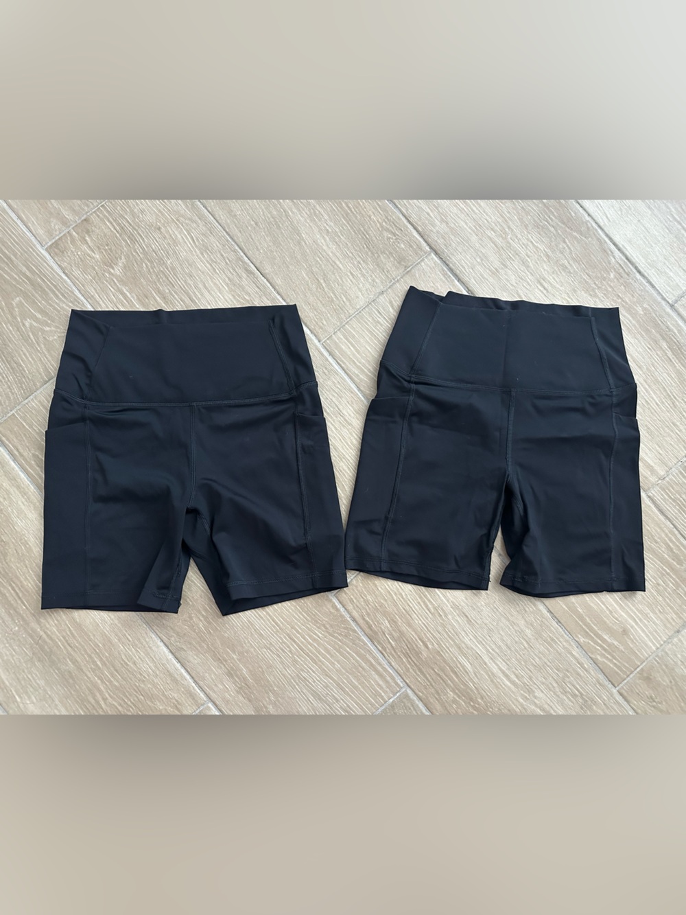 Amazon essentials biker shorts lot black small pockets
